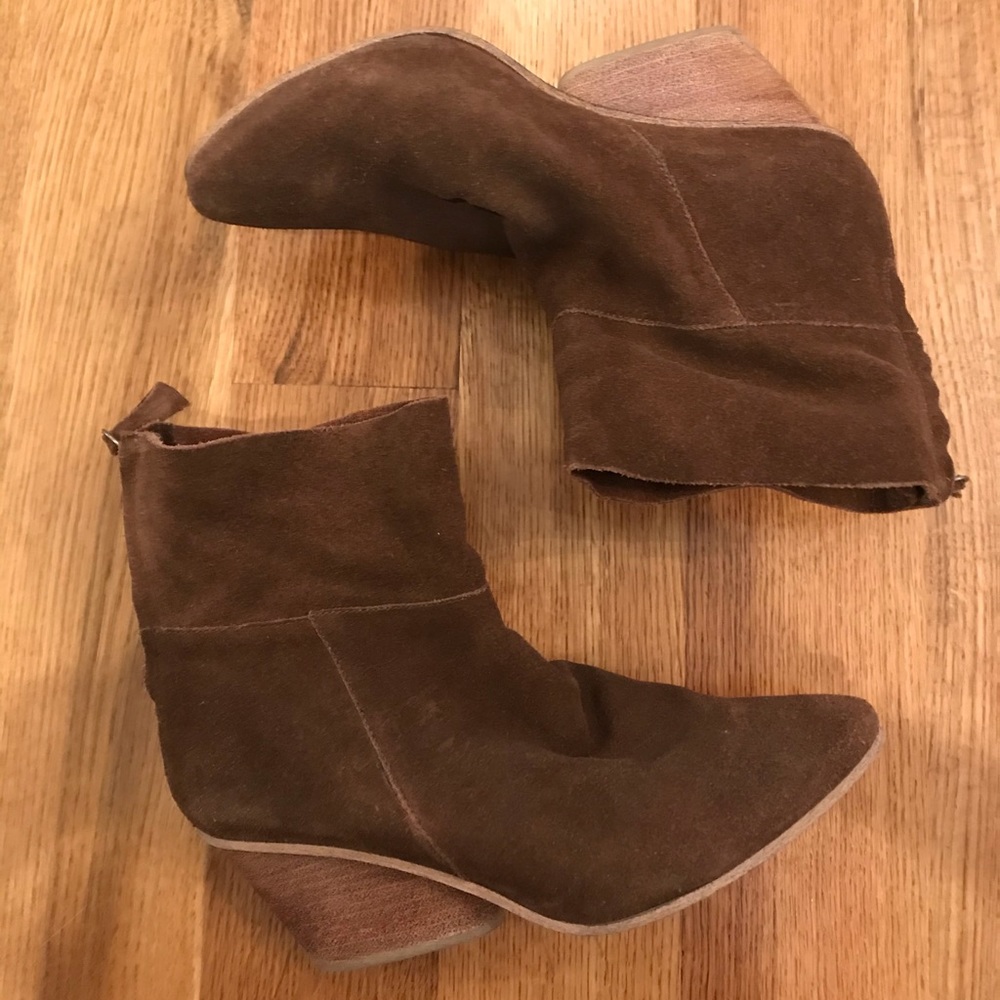 Brown suede zip up booties from anthropologie
